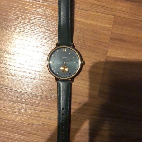 =BRAND NEW= LADIES FOSSIL GREEN LEATHER WATCH - Picture 3 of 4